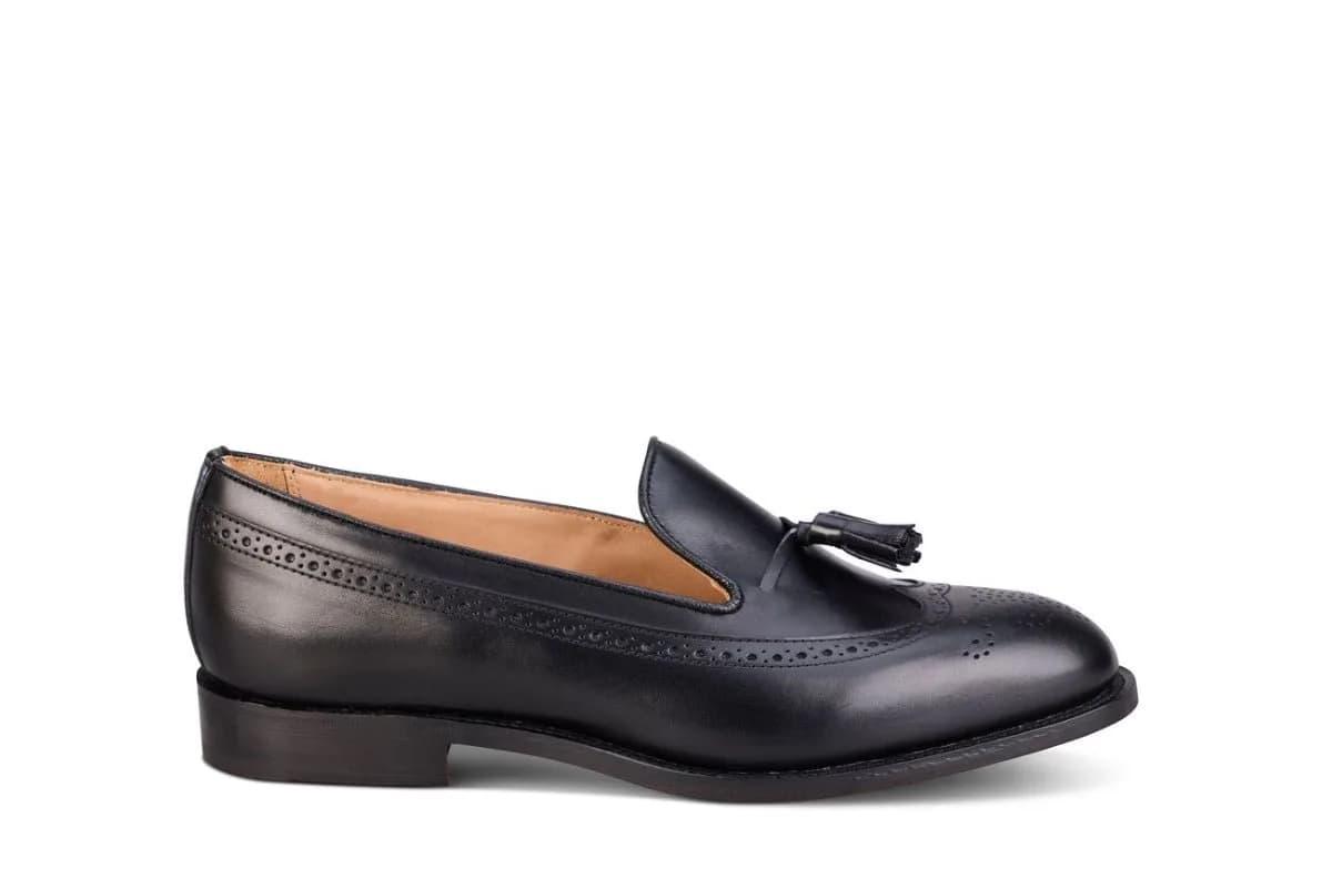 Leydon Tassel Loafer - Black