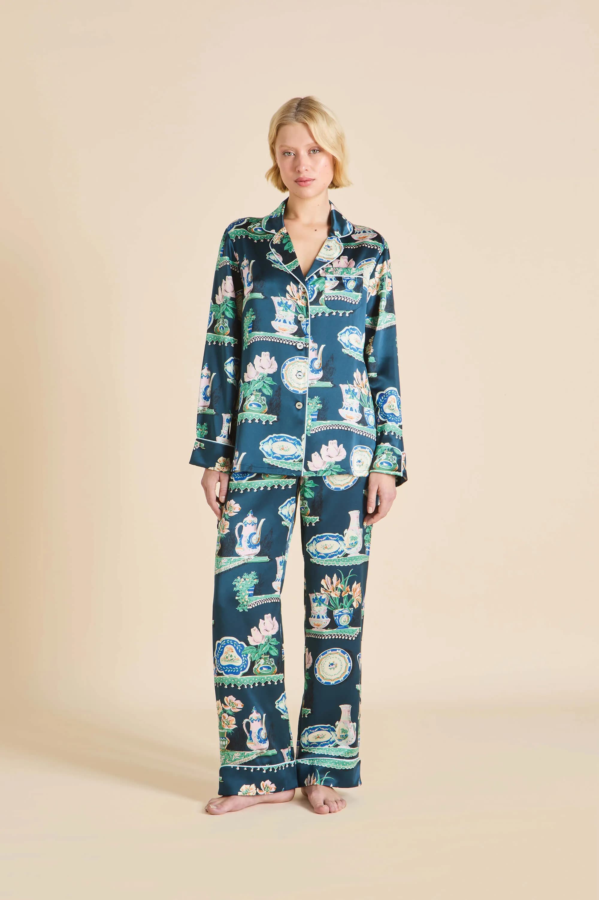 Lila Giotto Blue Plate Pyjamas in Silk Satin