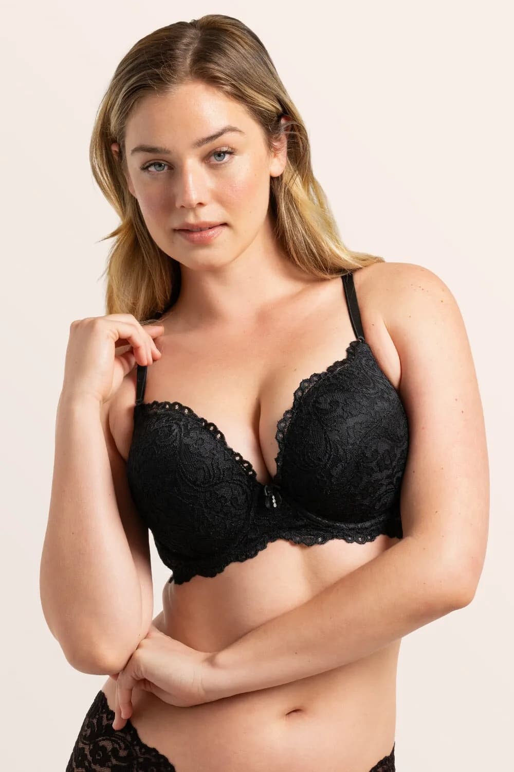 Add 2 Cup Sizes Push-Up Bra | Black Signature Lace