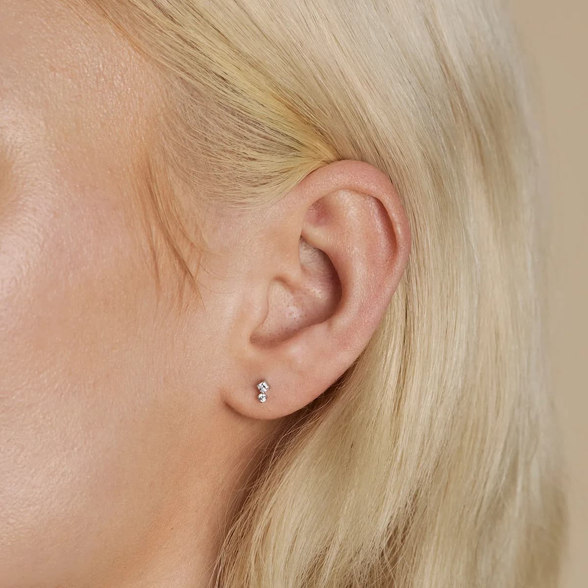 Square Crystal Double Titanium Piercing Stud