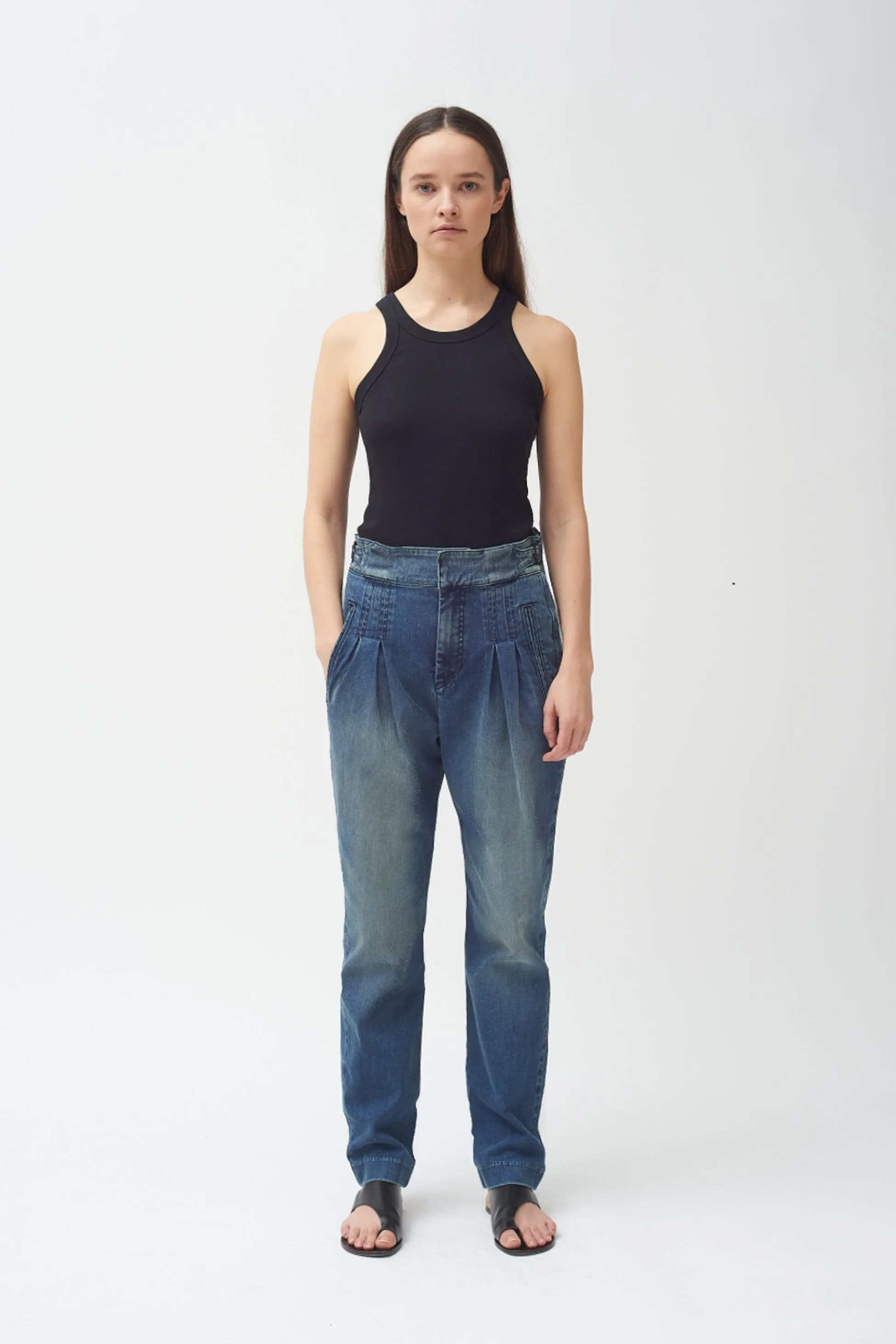 Box Pleat Jean in Medium Fade Wash