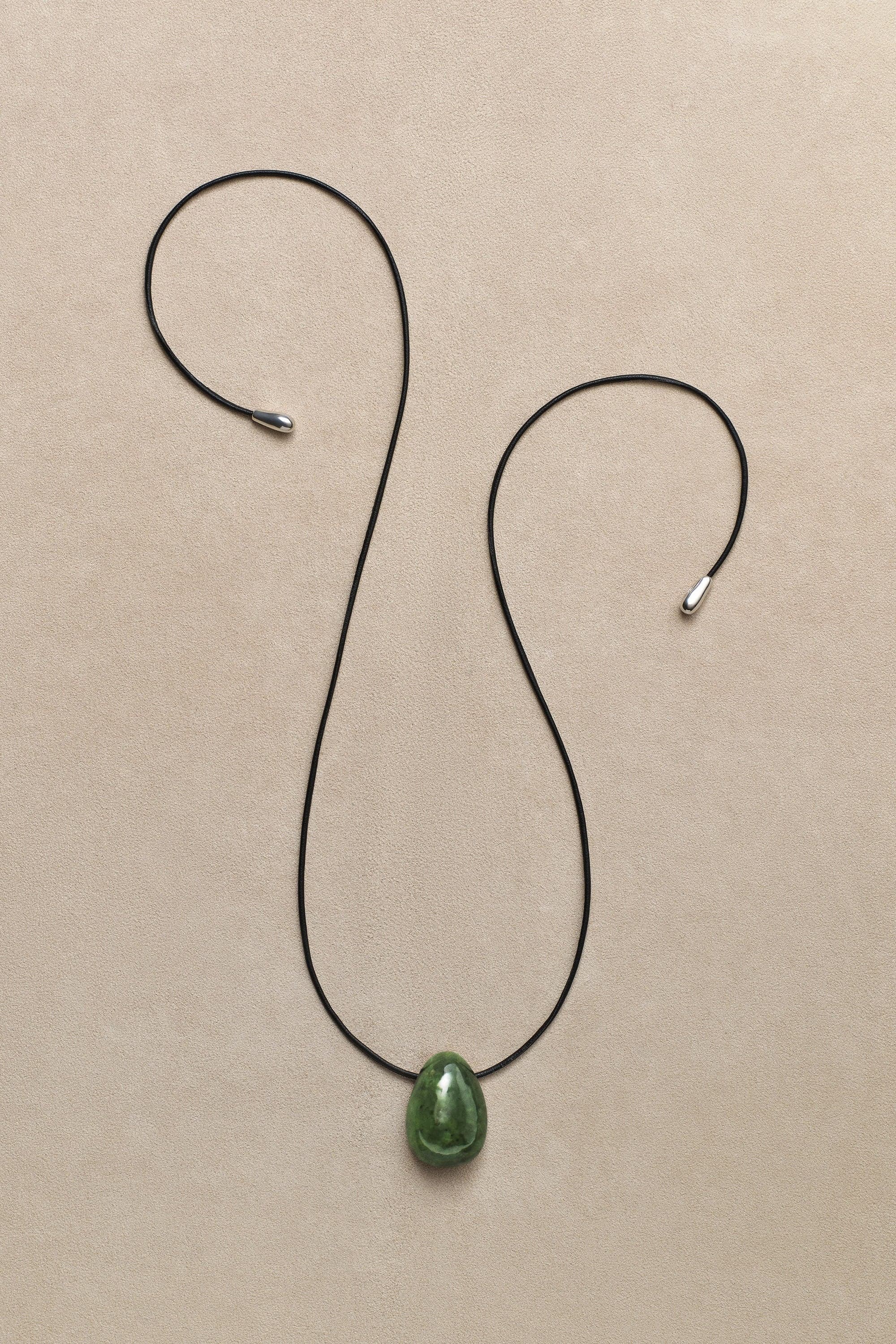 Everyday Egg Choker in Jade