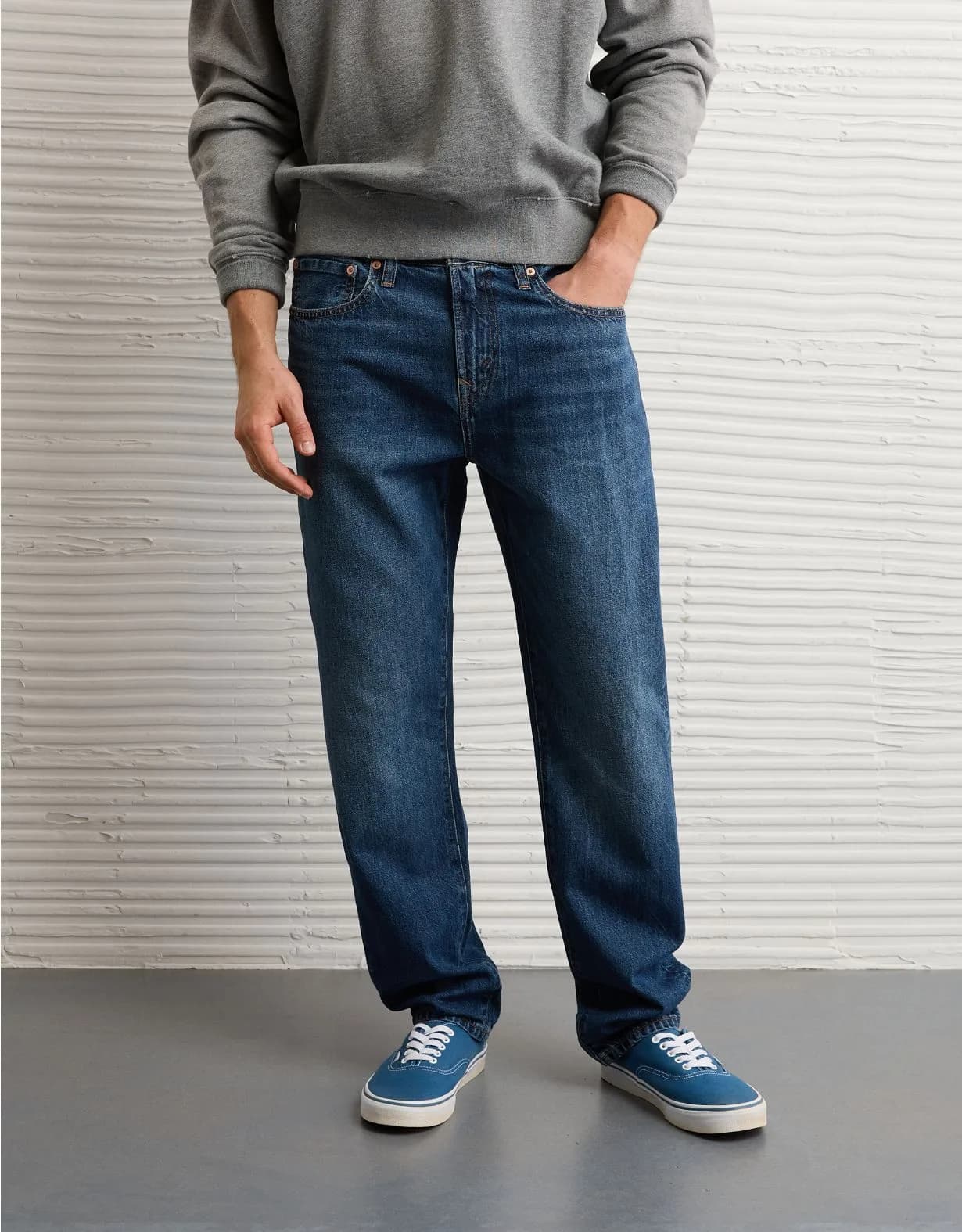 Lightweight Athletic Fit Jean