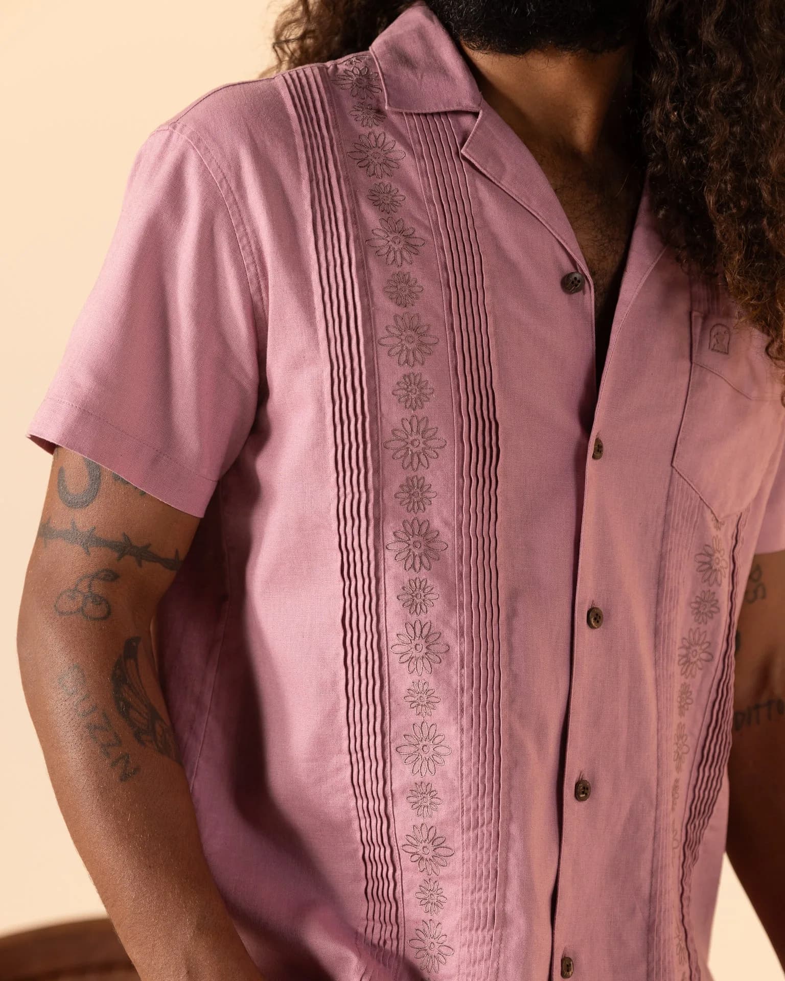 The Brisa Linen Shirt