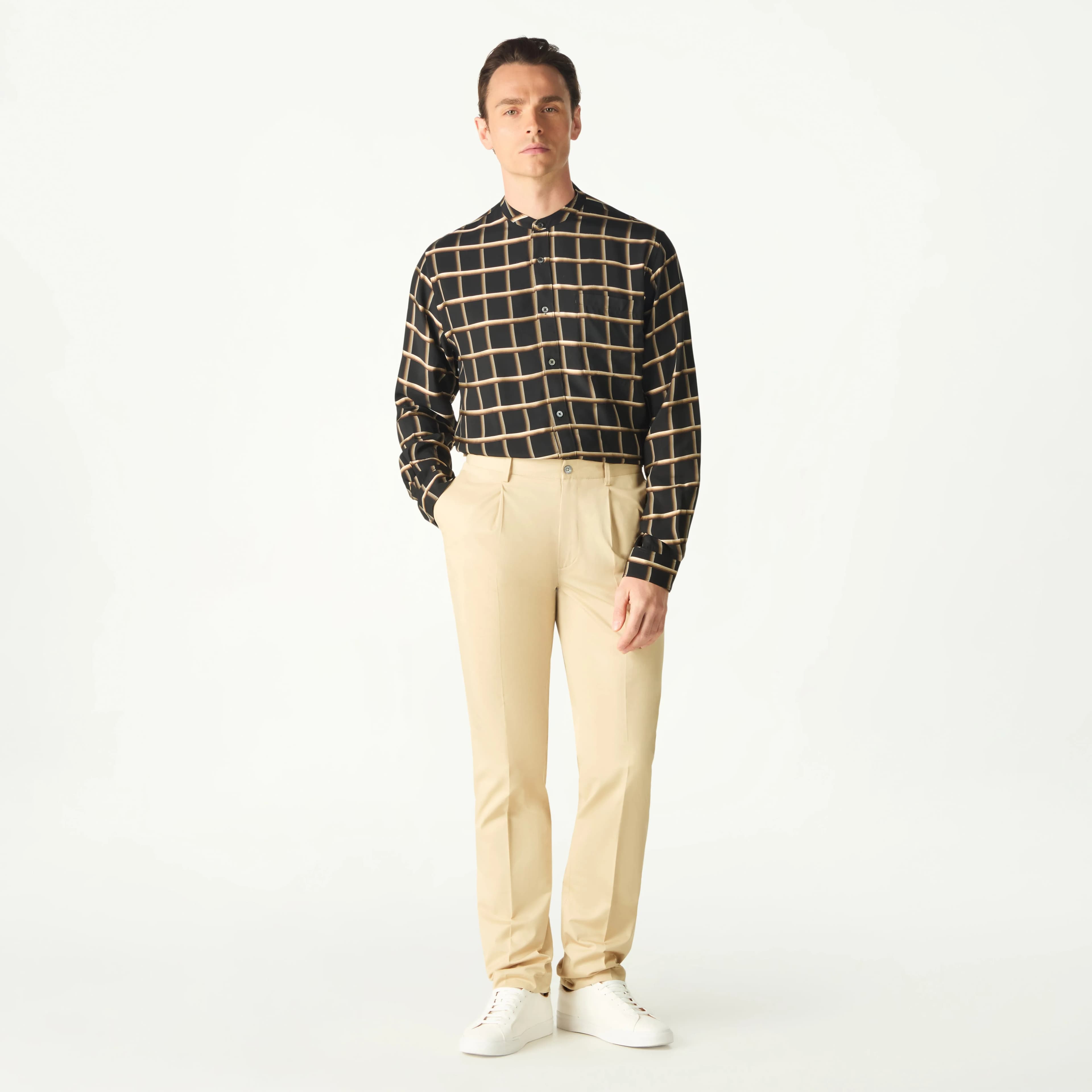 PLEATED FRONT CLASSIC CHINO