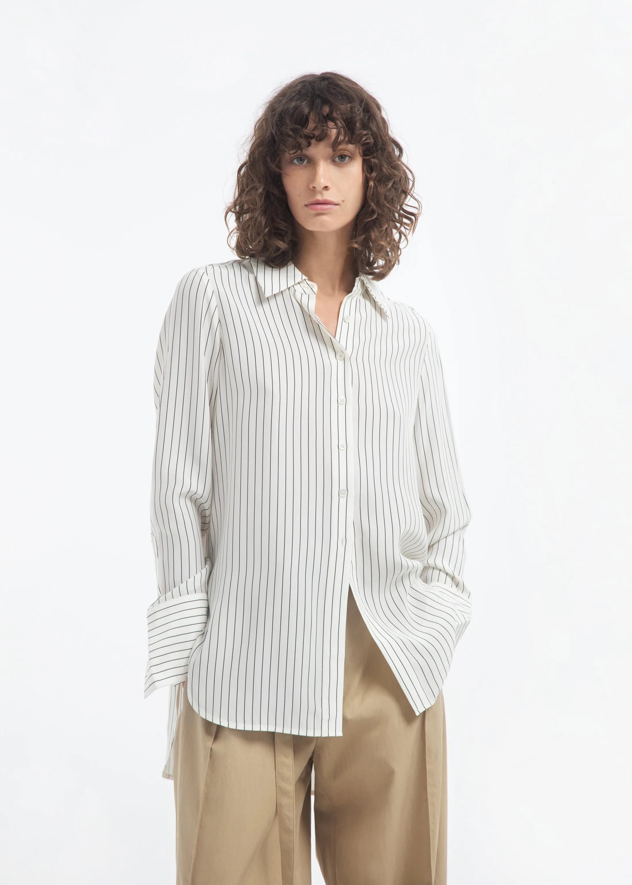 Button Down Shirt in Silk - Stripe