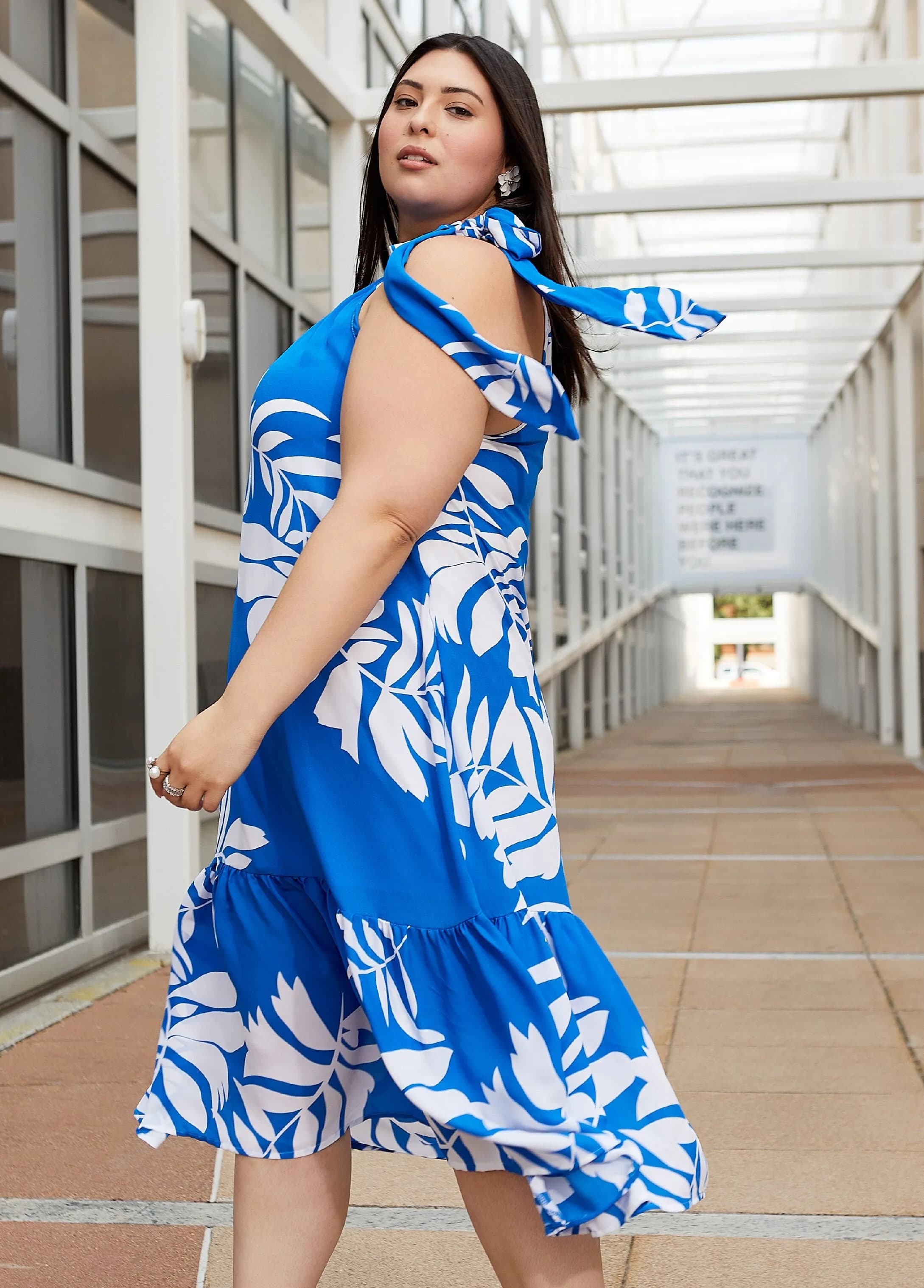 Tie Neck Floral Print Midaxi Dress